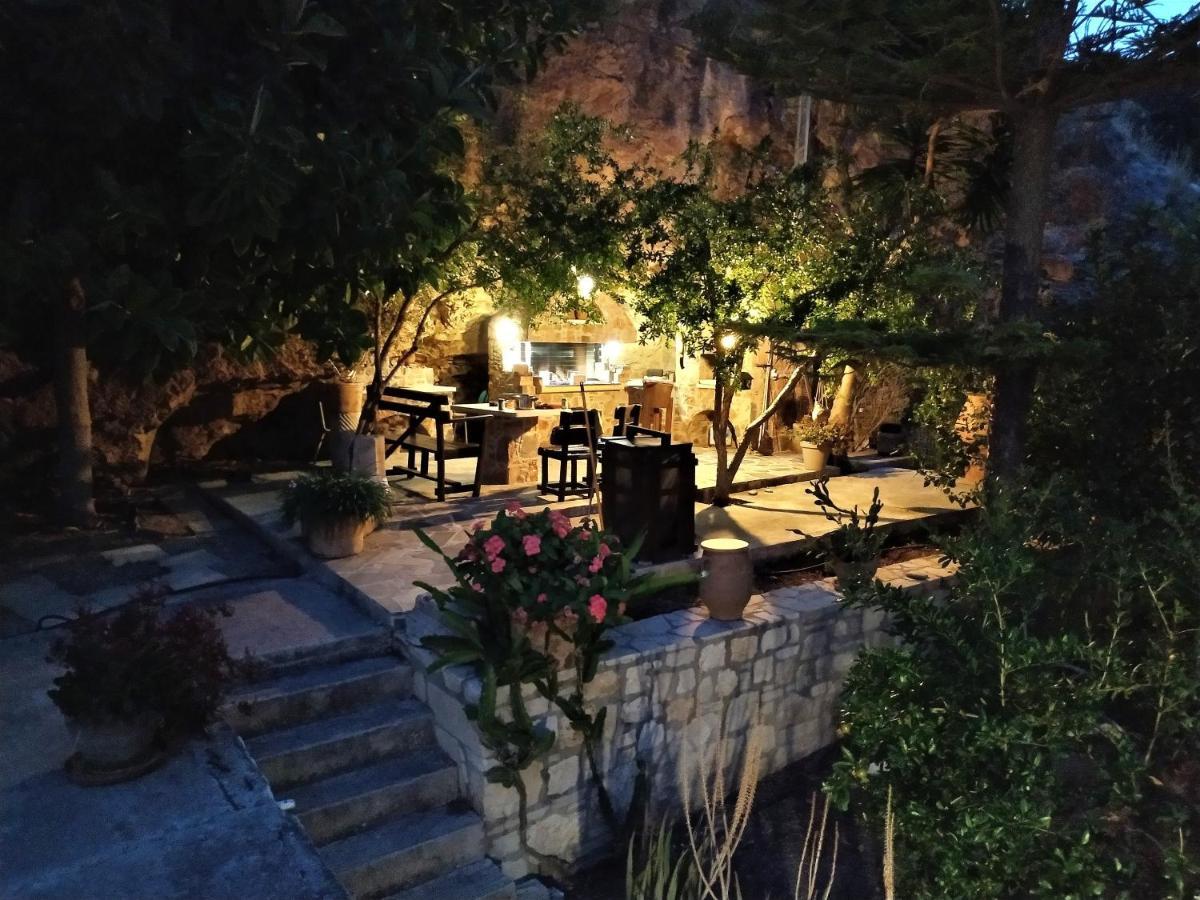 Eutuxia Sea&Mountain Apartment - Tsoutsouros Luaran gambar